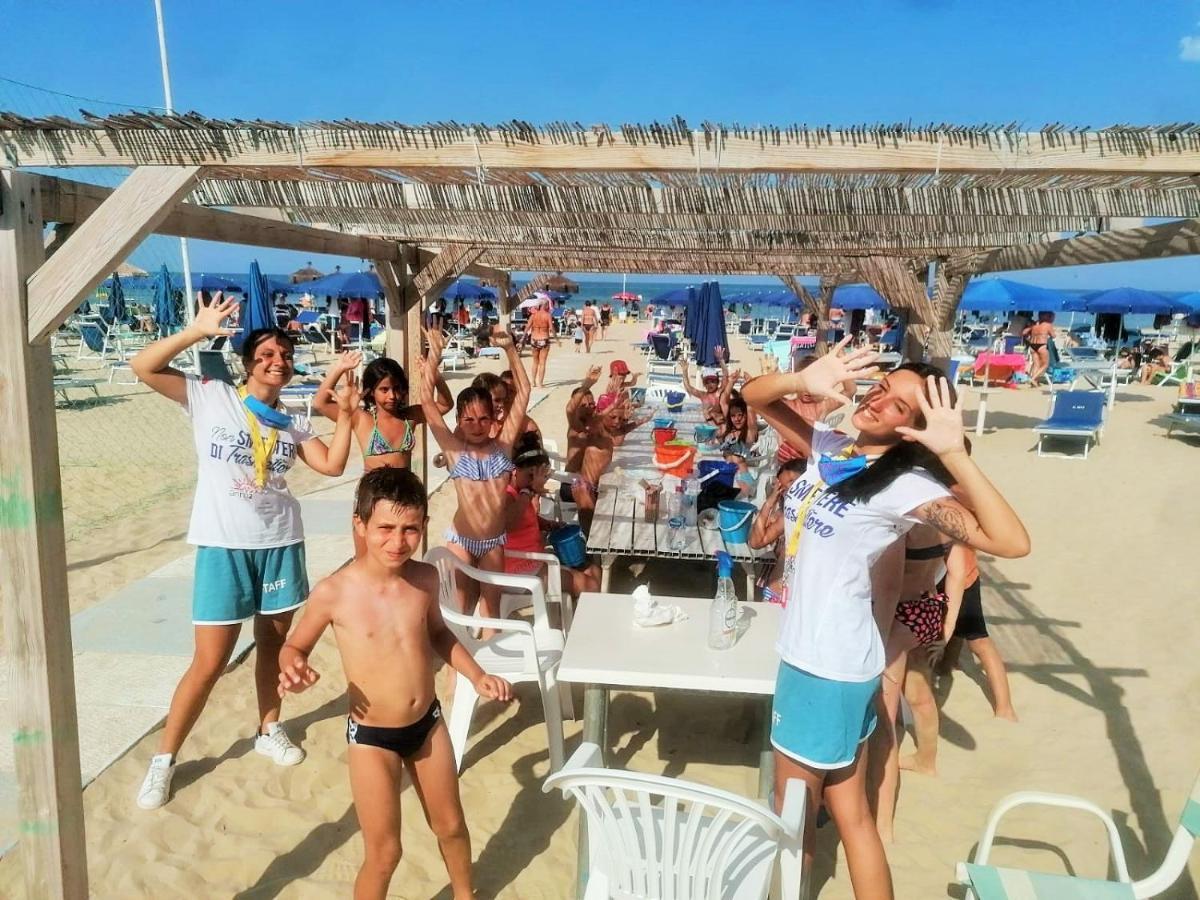 Zenit Hotel Giulianova Kültér fotó