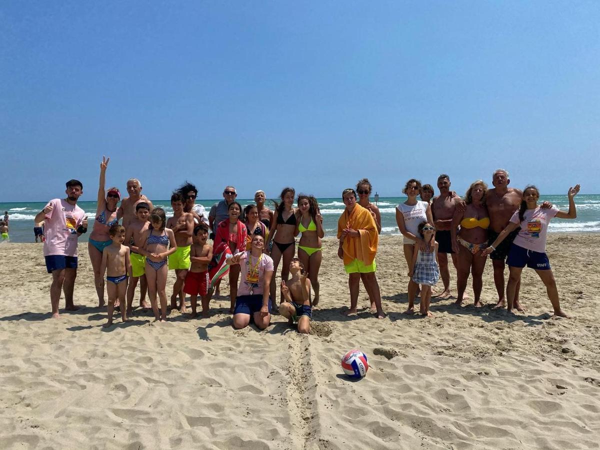 Zenit Hotel Giulianova Kültér fotó